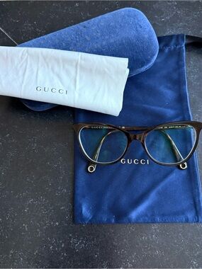 Gucci GG10790 Brown Tortoiseshell
Cat Eye Eyeglasses Frames $650
 - NWOT